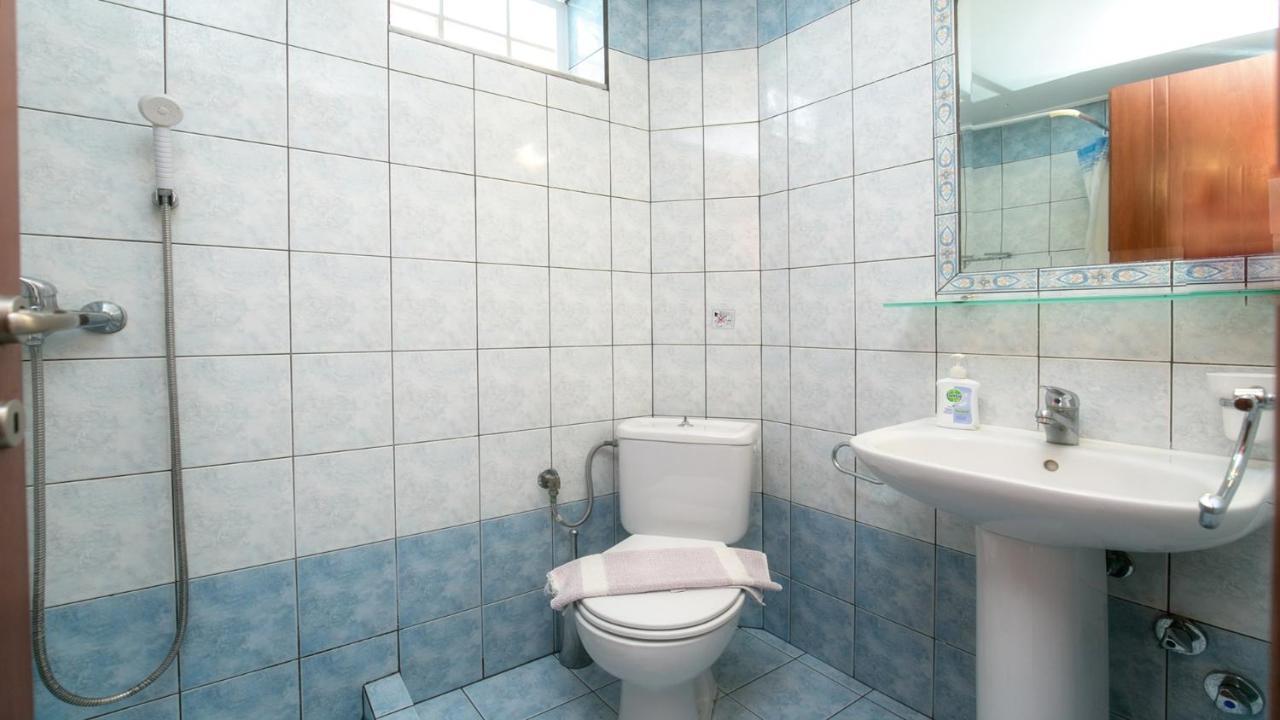 פוטוס Amversa'S House מראה חיצוני תמונה