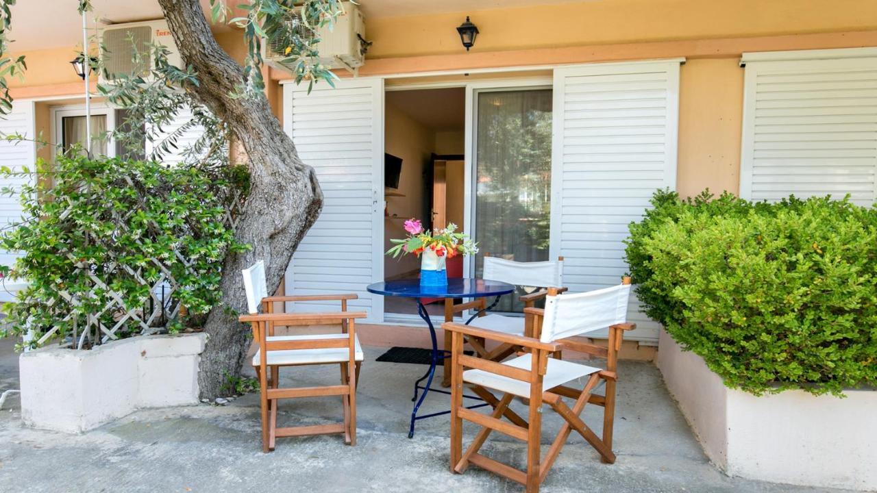 פוטוס Amversa'S House מראה חיצוני תמונה